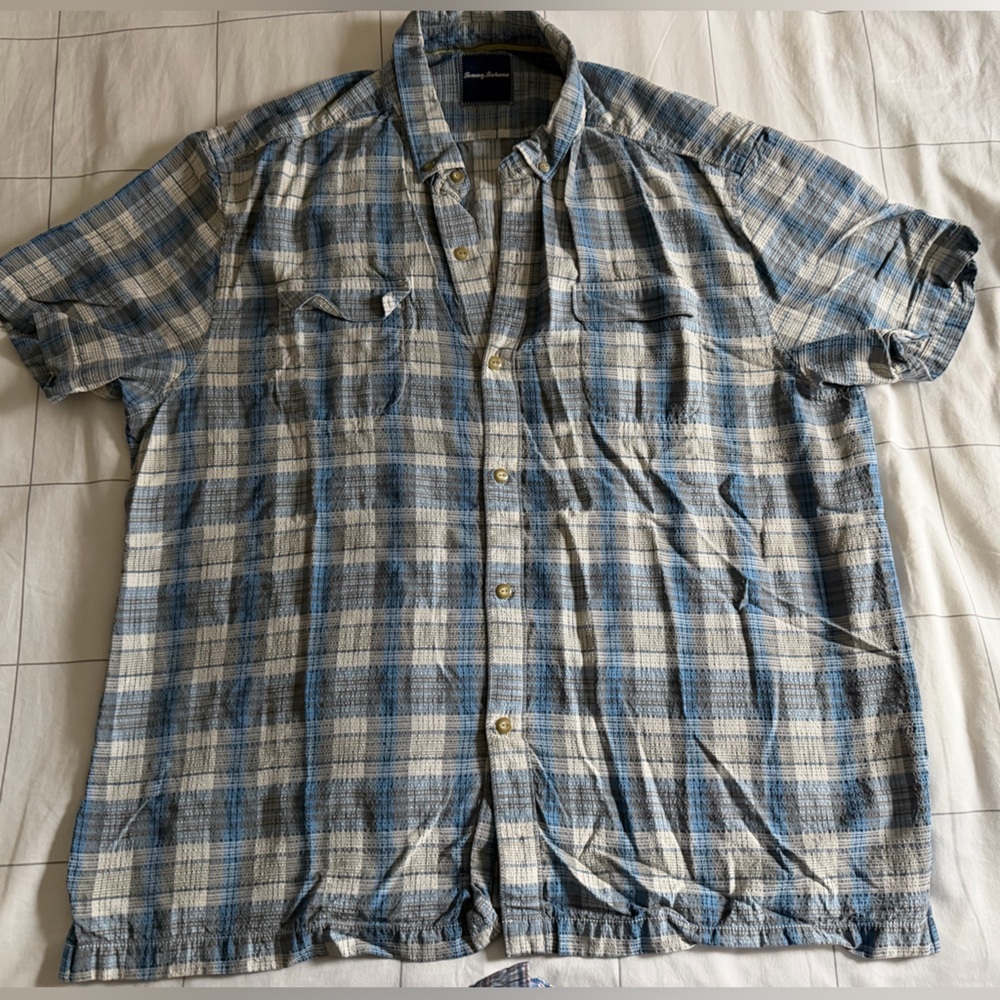 Tommy Bahama Men’s Big and Tall. Blue and Cream Checkered Shirt